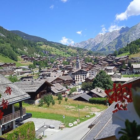 Hotel Les Sapins La Clusaz Exterior photo