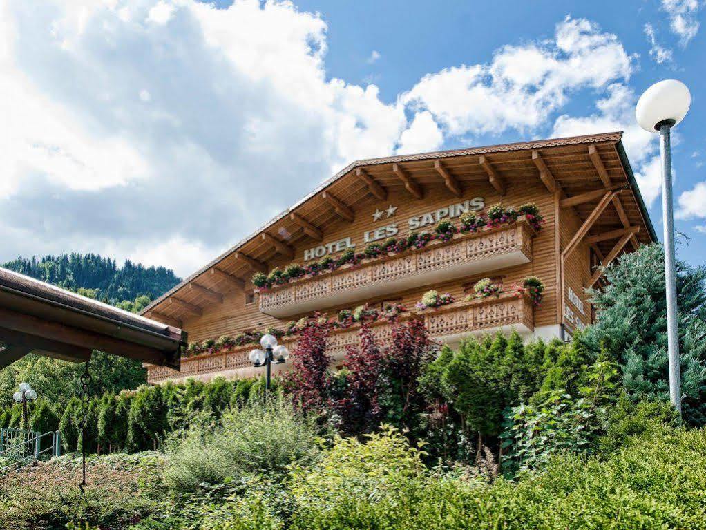 Hotel Les Sapins La Clusaz Exterior photo